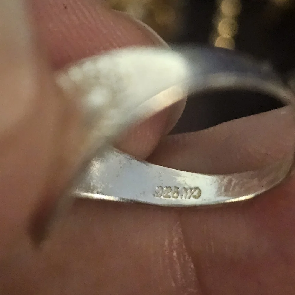 Elegant 925 Sterling Silver Women's Ring